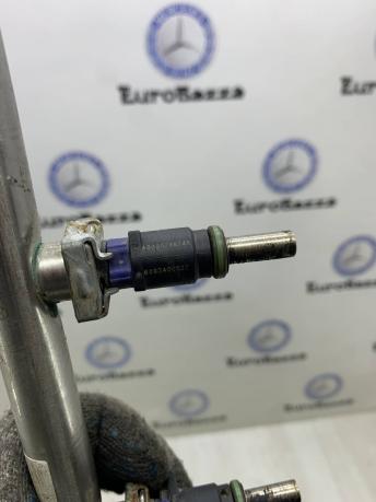 Топливная рампа с форсунками Mercedes М266 A2660700595