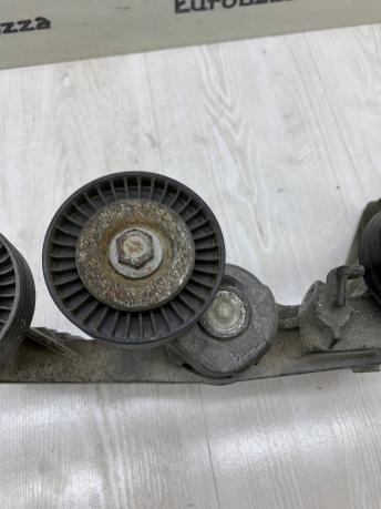 Натяжитель приводного ремня Mercedes М266 A2662000670