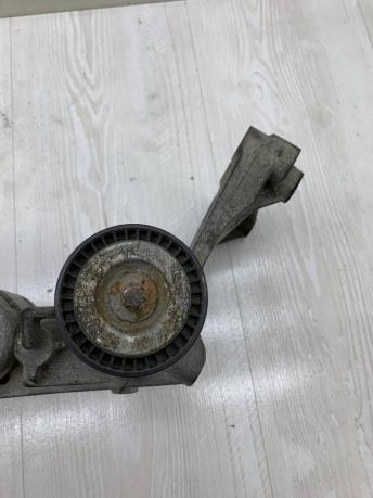 Натяжитель приводного ремня Mercedes М266 A2662000670