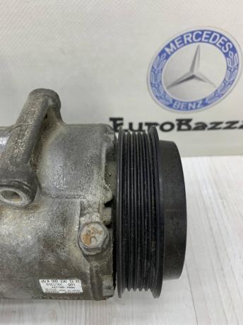 Компрессор кондиционера Mercedes М266 A0022301311