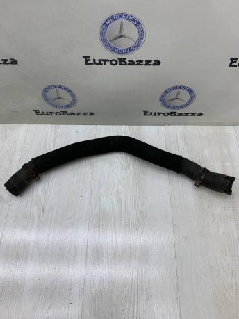 Патрубок радиатора верхний Mercedes W245 A1695011382