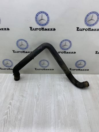 Патрубок радиатора нижний Mercedes W245 A1695010182