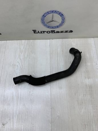 Патрубок системы охлаждения Mercedes W209 A2038322794