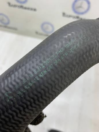 Патрубок радиатора нижний Mercedes W209 A2095011182