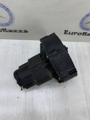 Насос продувки катализатора Mercedes М112 A0001403785
