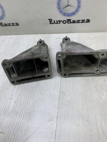 Кронштейн опоры двигателя Mercedes М112 A1122232004