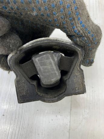 Подушка коробки Mercedes W209 A2202400218