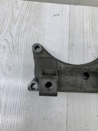 Кронштейн опоры АКПП Mercedes W209 A1402421340