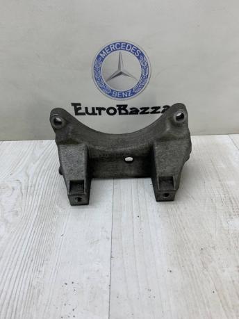 Кронштейн опоры АКПП Mercedes W209 A1402421340