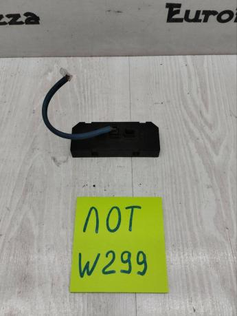 Блок управления кнопок руля Mercedes R230 A2308215051