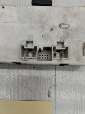 Блок управления крышкой багажника Mercedes W251 A1648702726