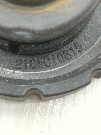 Крышка расширительного бачка Mercedes W210 A2105010315