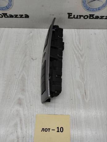 Блок кнопок центральной панели Mercedes W203 A2038700151