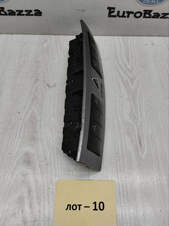 Блок кнопок центральной панели Mercedes W203 A2038700151