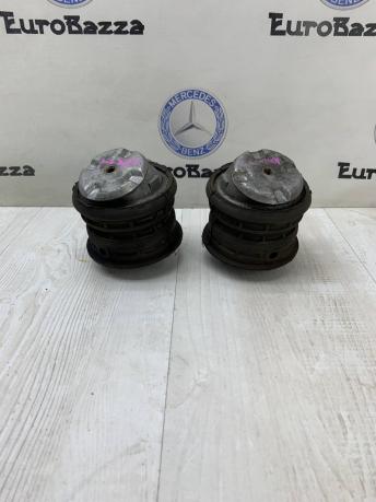 Подушки двигателя Mercedes W209 A2032410413