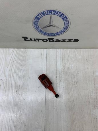 Крышка щупа двигателя Mercedes W209 A6460100035