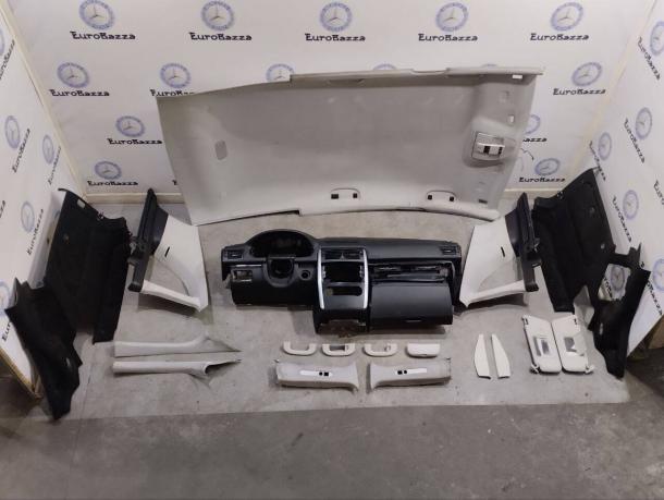 Салон Mercedes W245 A1699100246