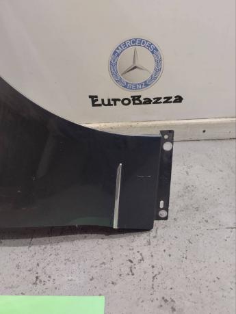 Крыло переднее правое Mercedes W212 A2128800218