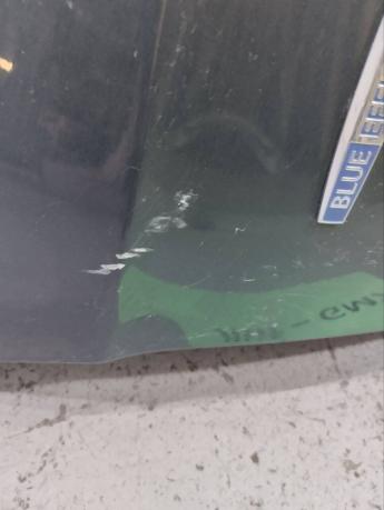 Крыло переднее правое Mercedes W212 A2128800218