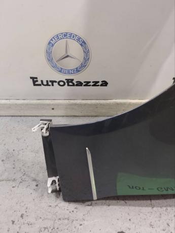 Крыло переднее левое Mercedes W212 A2128800118