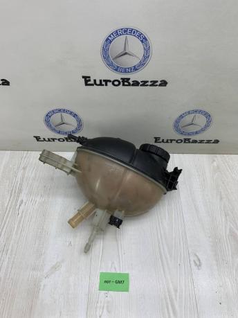 Расширительный бачок Mercedes W212 A2045000549