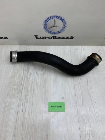 Патрубок радиатора левый Mercedes W212 A2045011582