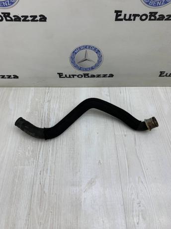 Патрубок радиатора Mercedes W212 A2125015782