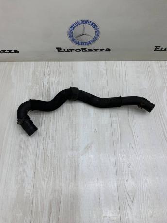 Патрубок системы охлаждения Mercedes W212 A2128301896