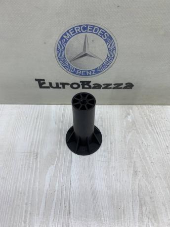 Кронштейн пола багажника Mercedes W212 Wagon A2126840637