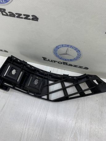 Кронштейн заднего бампера Mercedes W212 Wagon A2128850765