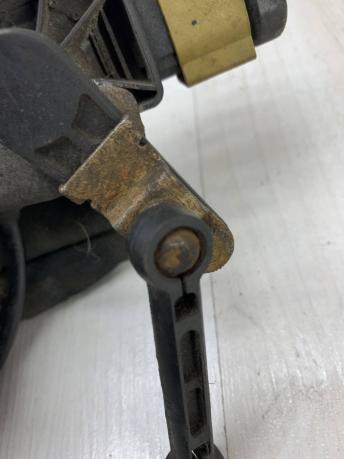 Датчик уровня подвески задний левый Mercedes W212 A0035426618