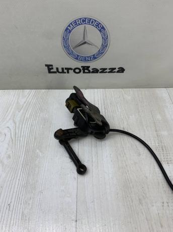 Датчик уровня подвески задний правый Mercedes W212 A0035426618