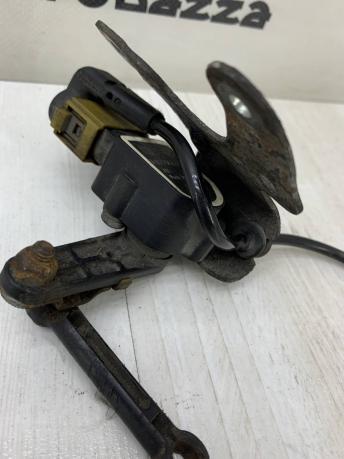 Датчик уровня подвески задний правый Mercedes W212 A0035426618