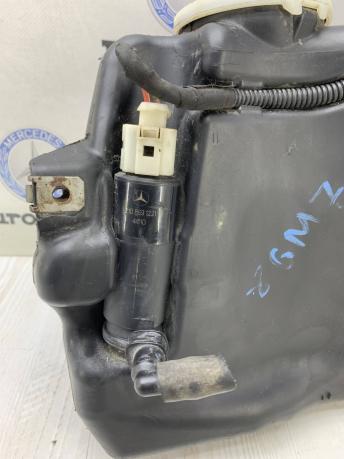 Бачок омывателя лобового стекла Mercedes W212 A2048602260