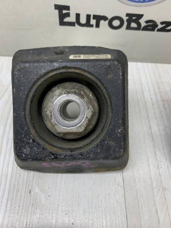 Опоры редуктора задние Mercedes W212 A2043500372