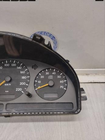 Приборная панель Mercedes W163 A1635402047