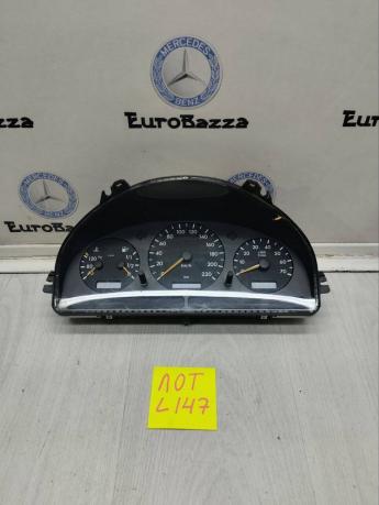 Приборная панель Mercedes W163 A1635402047
