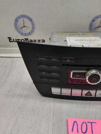 Магнитола Comand Mercedes W204 A2049009410