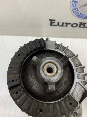 Опоры двигателя Mercedes W212 A2122401417