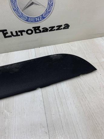 Пластик замка крышки багажника Mercedes W212 Wagon A2127400593
