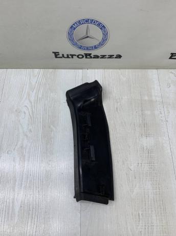 Накладка заднего фонаря правая Mercedes W212 Wagon A0255452226