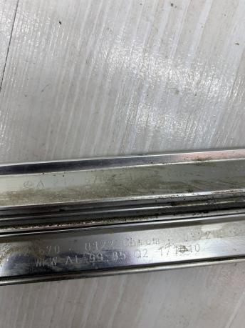 Молдинг заднего стекла Mercedes W212 Wagon A2126700122