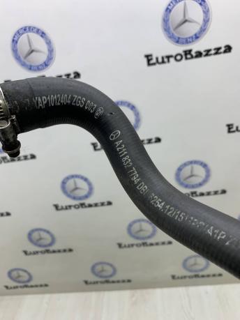 Патрубок отопительного контура Mercedes W211 A2118327794