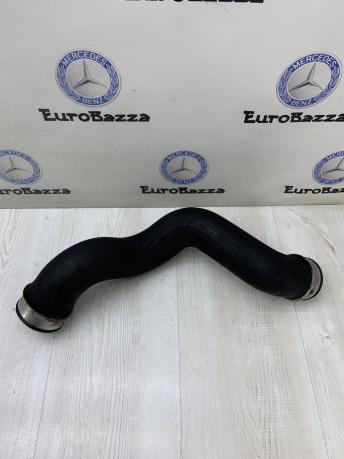 Патрубок интеркулера правый Mercedes W211 A2115282682