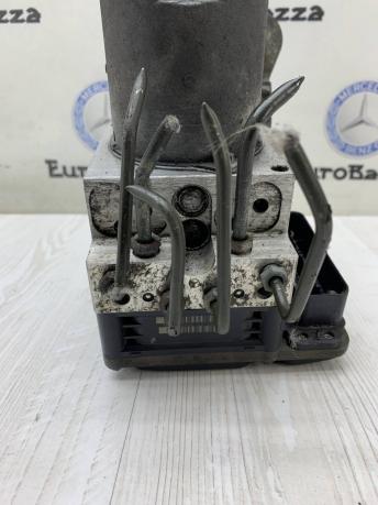 Блок ABS ESP Mercedes W211 A2114312812