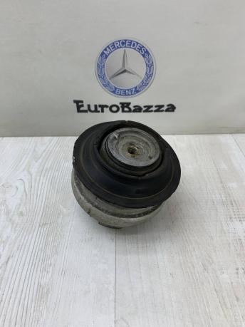 Опора двигателя Mercedes W211 A2112403017