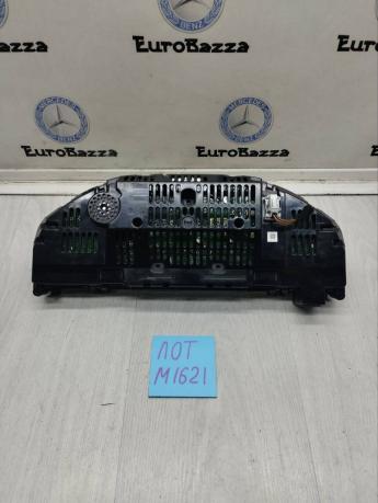 Приборная панель Mercedes W212 A2129002010