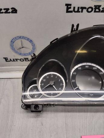 Приборная панель Mercedes W207 A2129004704
