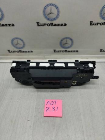 Приборная панель Mercedes W221 A2219009301
