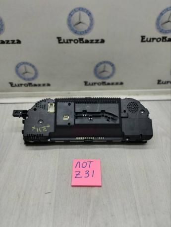 Приборная панель Mercedes W221 A2219009301